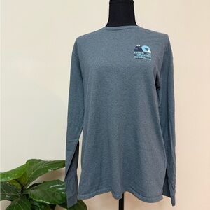 Patagonia tee Size Small Winter 2023